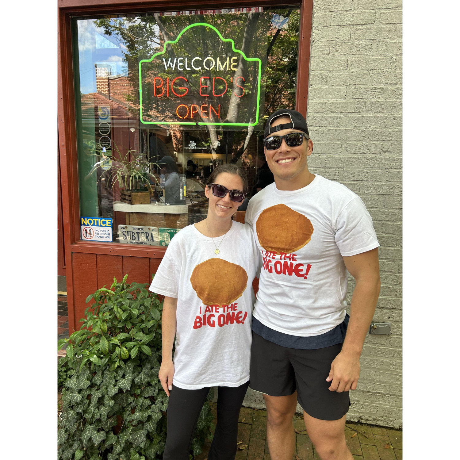 Allison supporting Kyle as he conquers multiple food challenges