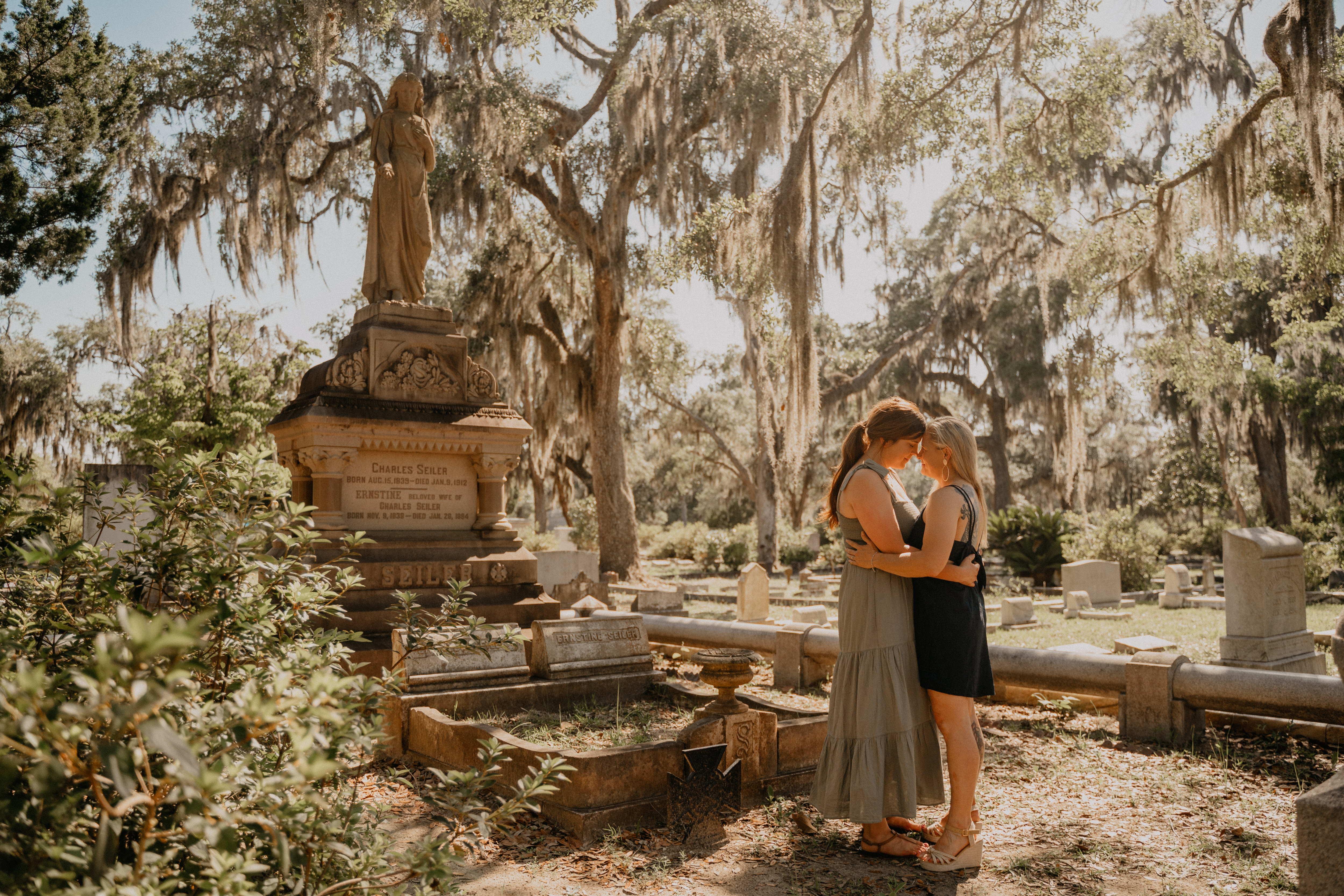 The Wedding Website of Tori Bos and Nikki Cimino