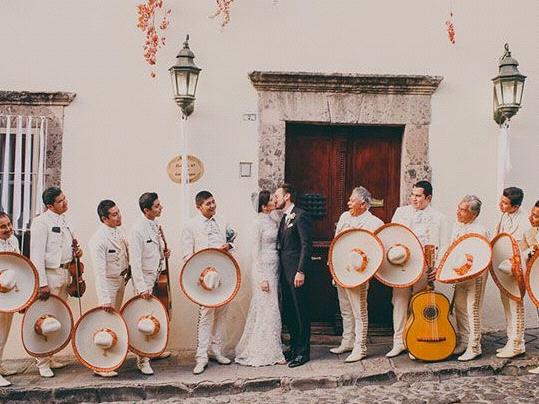 Para Que Suena La Banda - Music Contribution