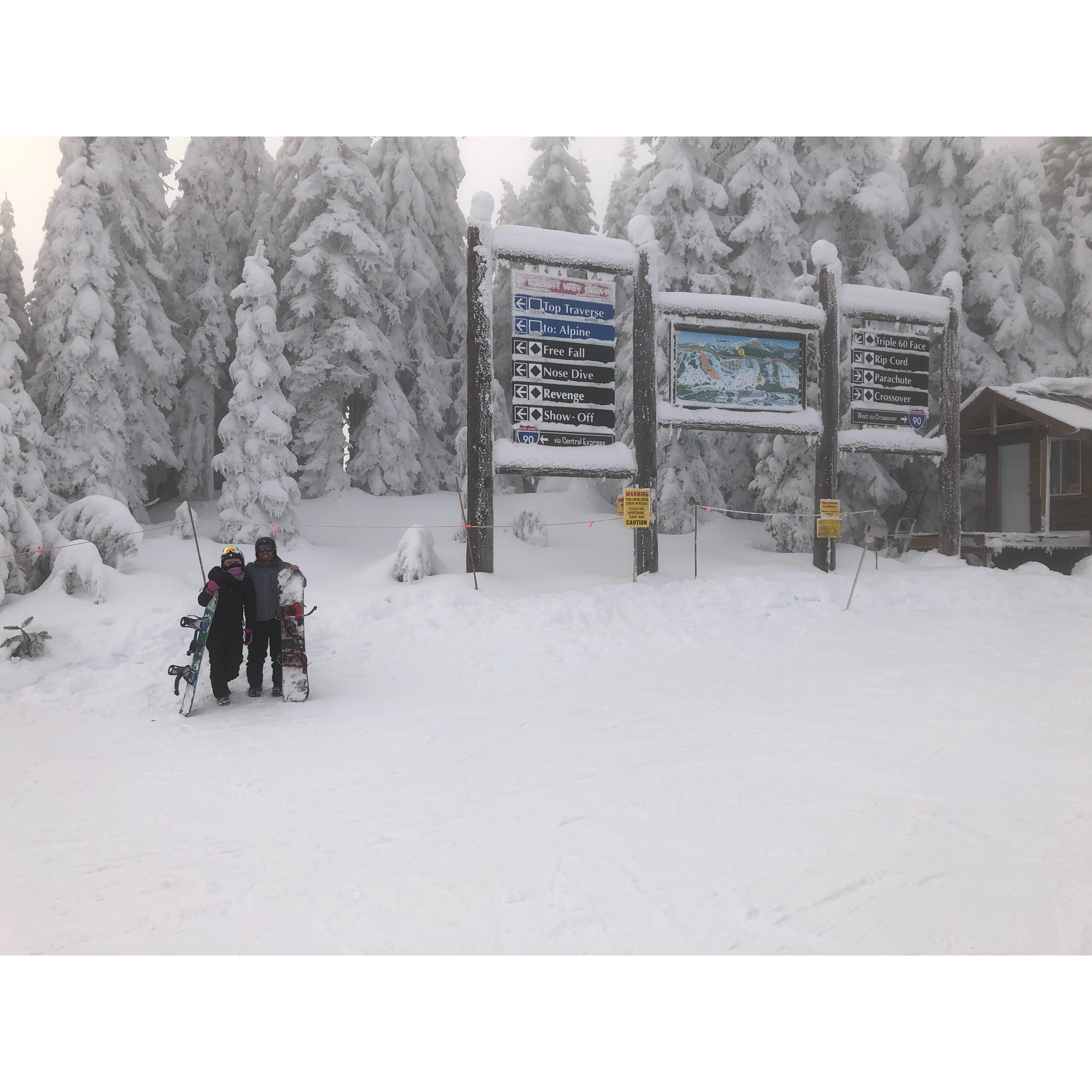 Snowboarding in the cascades