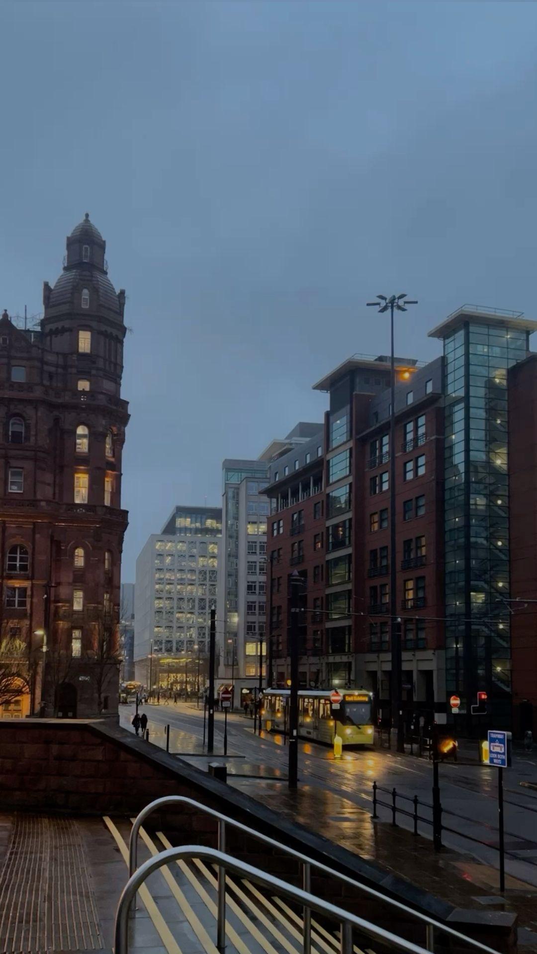 The Wedding Website of Alice Costa and Dami Yusuf