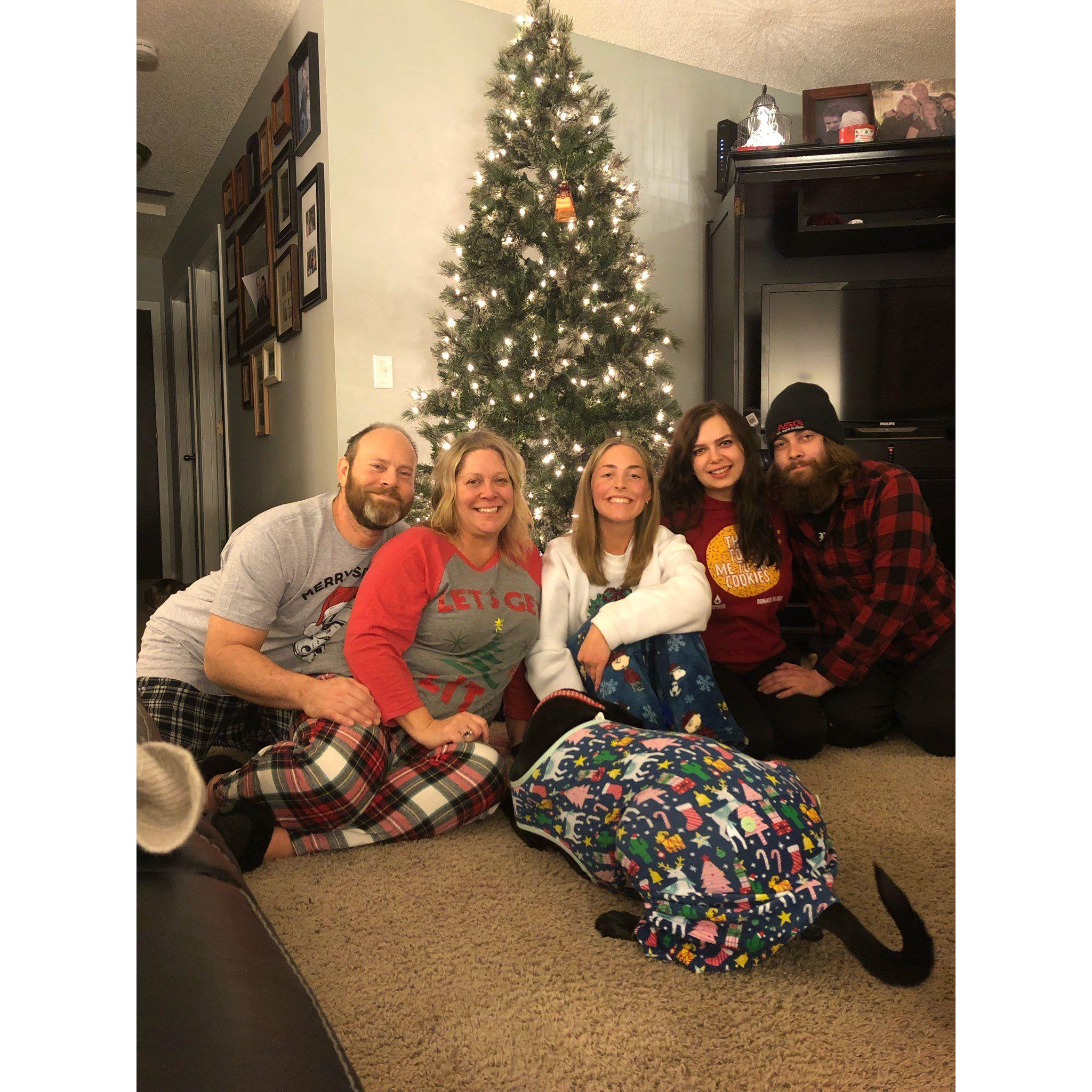 Mourhess Family Christmas + Lenny Jammy Butt