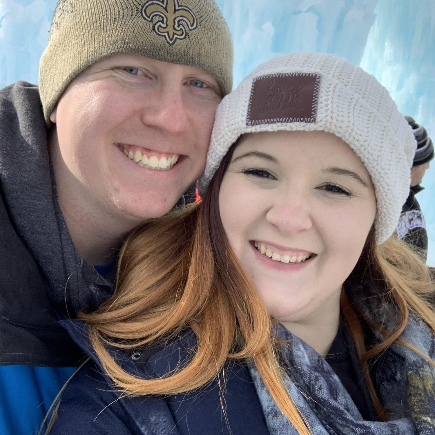 Jan 18, 2020
Tori had a photoshoot at the Dillion Ice Castles that William tagged along earning his official photoshoot bag holder title.