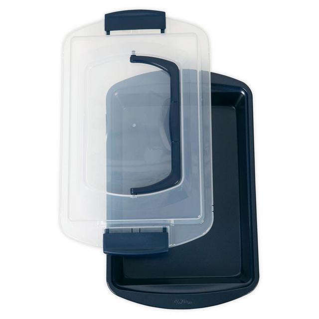 Wilton® Nonstick Diamond-Infused 9-Inch x 13-Inch Covered Oblong Pan in Navy