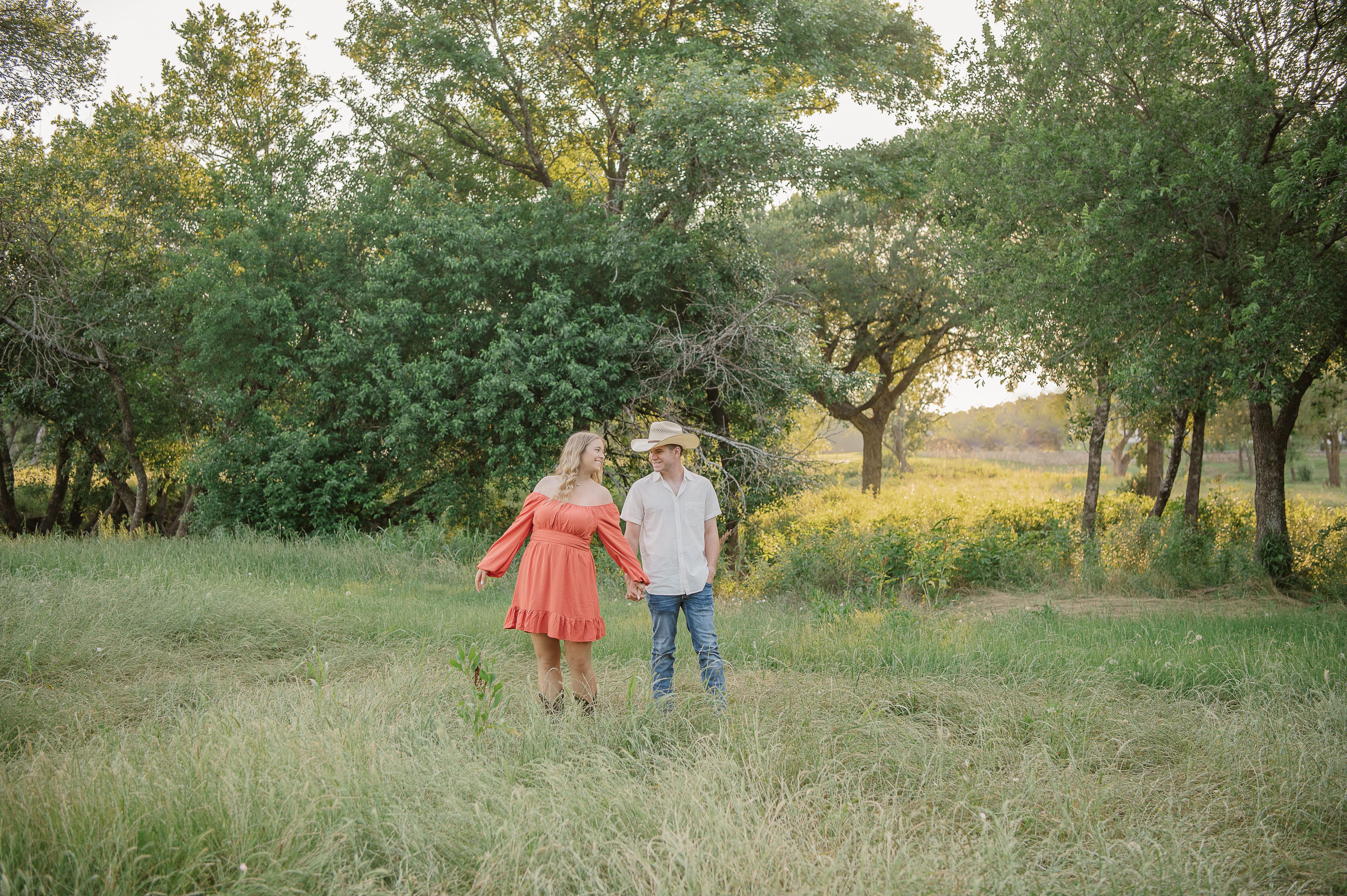 The Wedding Website of Aubrey Kirkindall and Kylar Barker