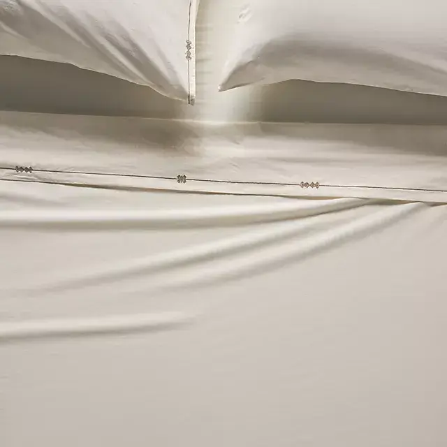 Taylor Organic Cotton Percale Embroidered Sheet Set​