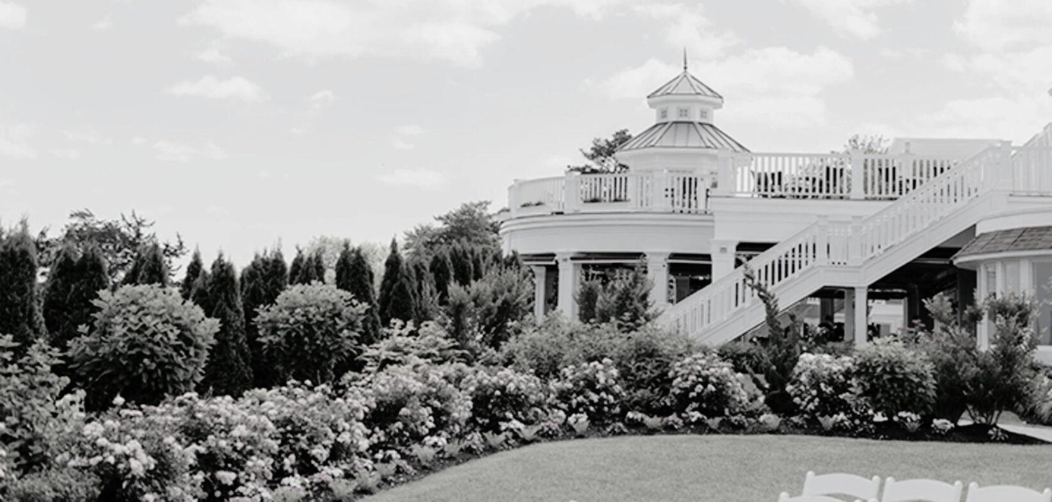 The Wedding Website of Mia Vaccaro and Kevin Welsh