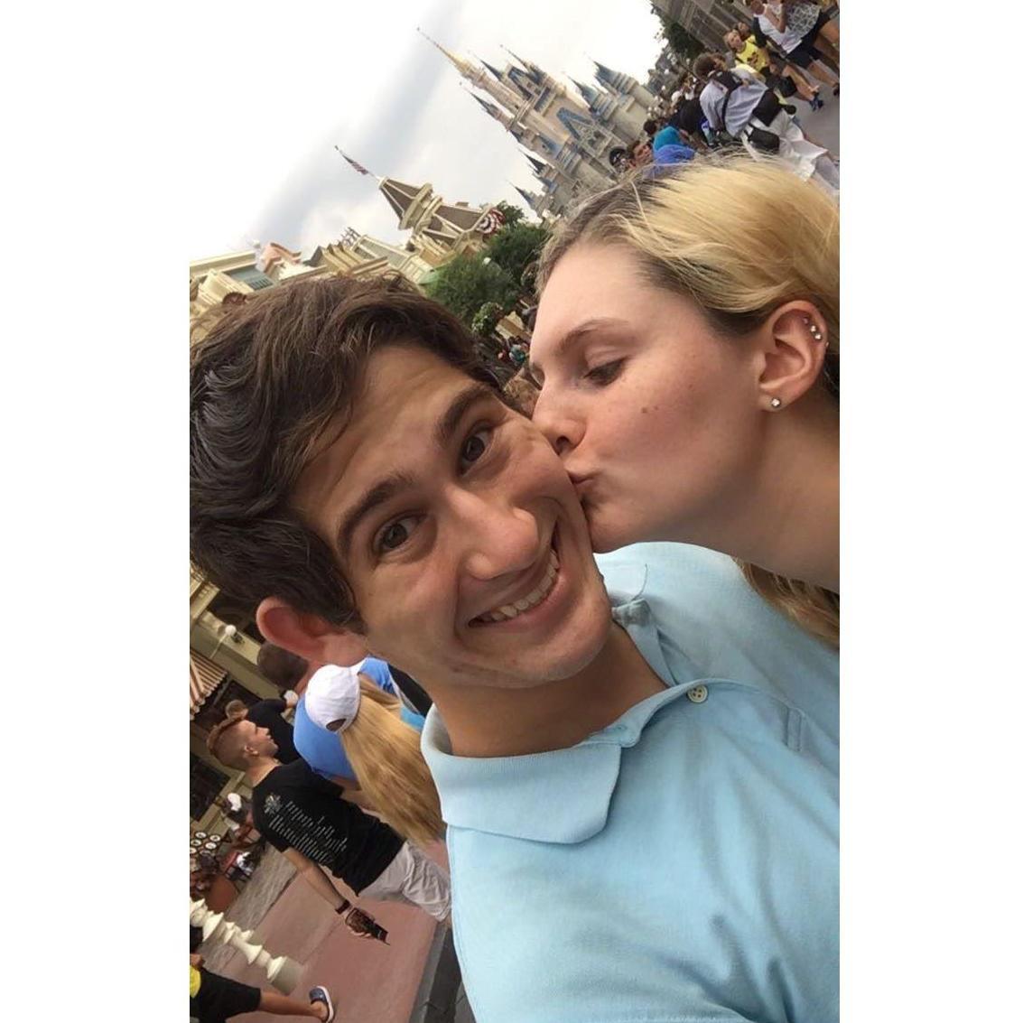 Disney kisses 2017