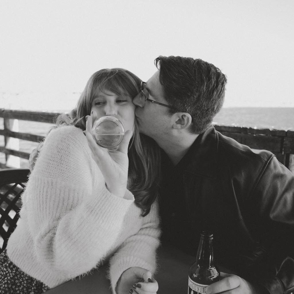 Way back in 2020 on the oceanside pier enjoying a cold bevvy