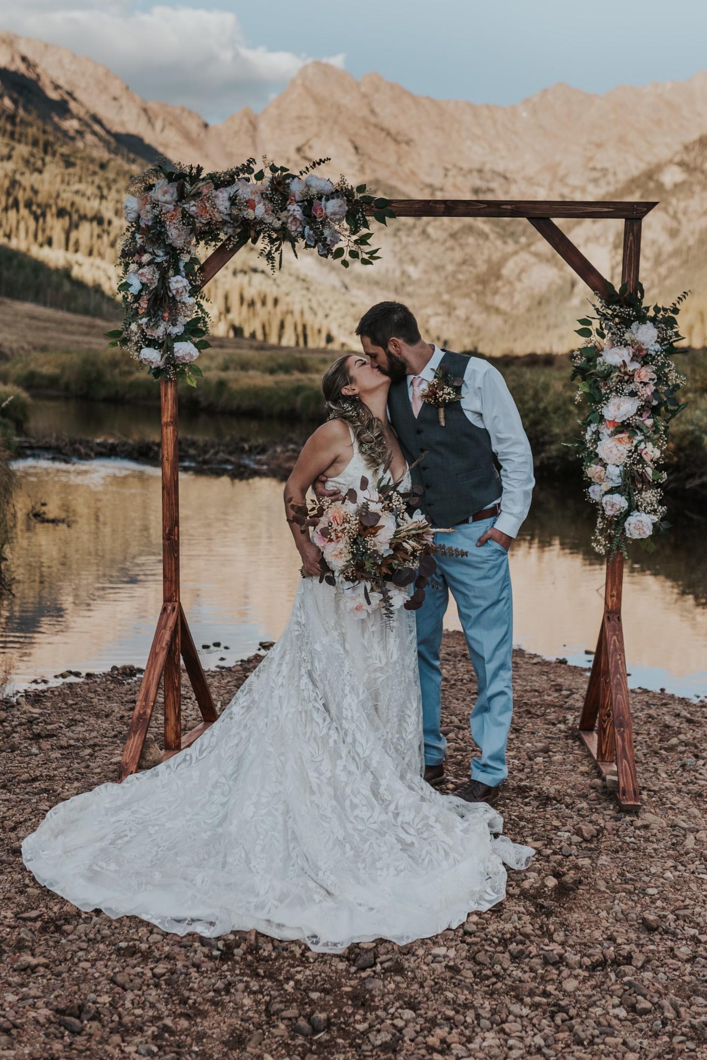 The Wedding Website of Adelyn Shimizu and Justin Moody