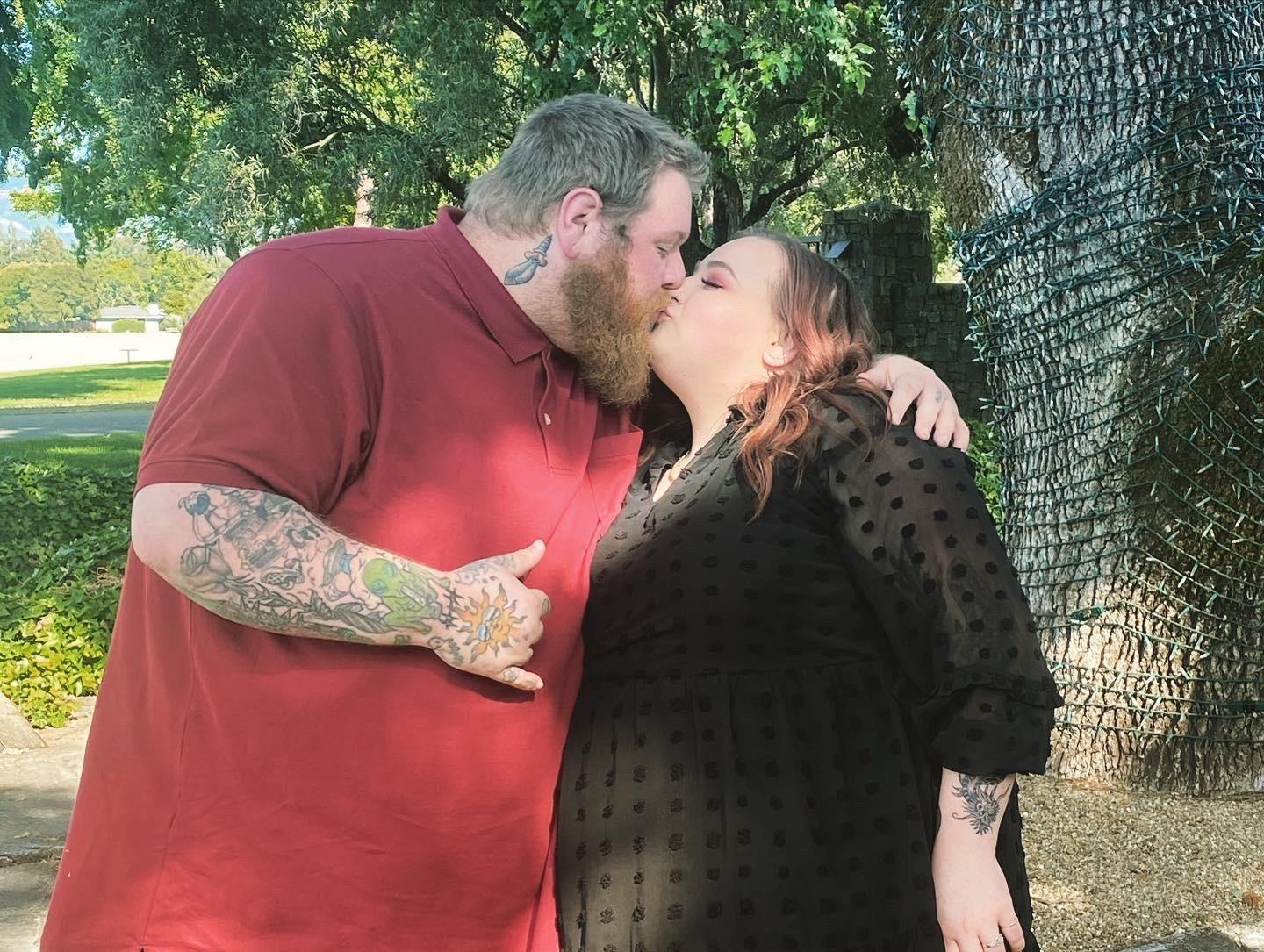 The Wedding Website of Amaya Luhr and Jake Riddell