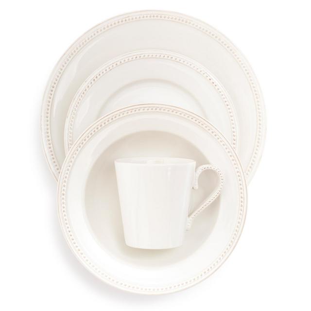 Pearl Stoneware 16-Piece Dinnerware Set