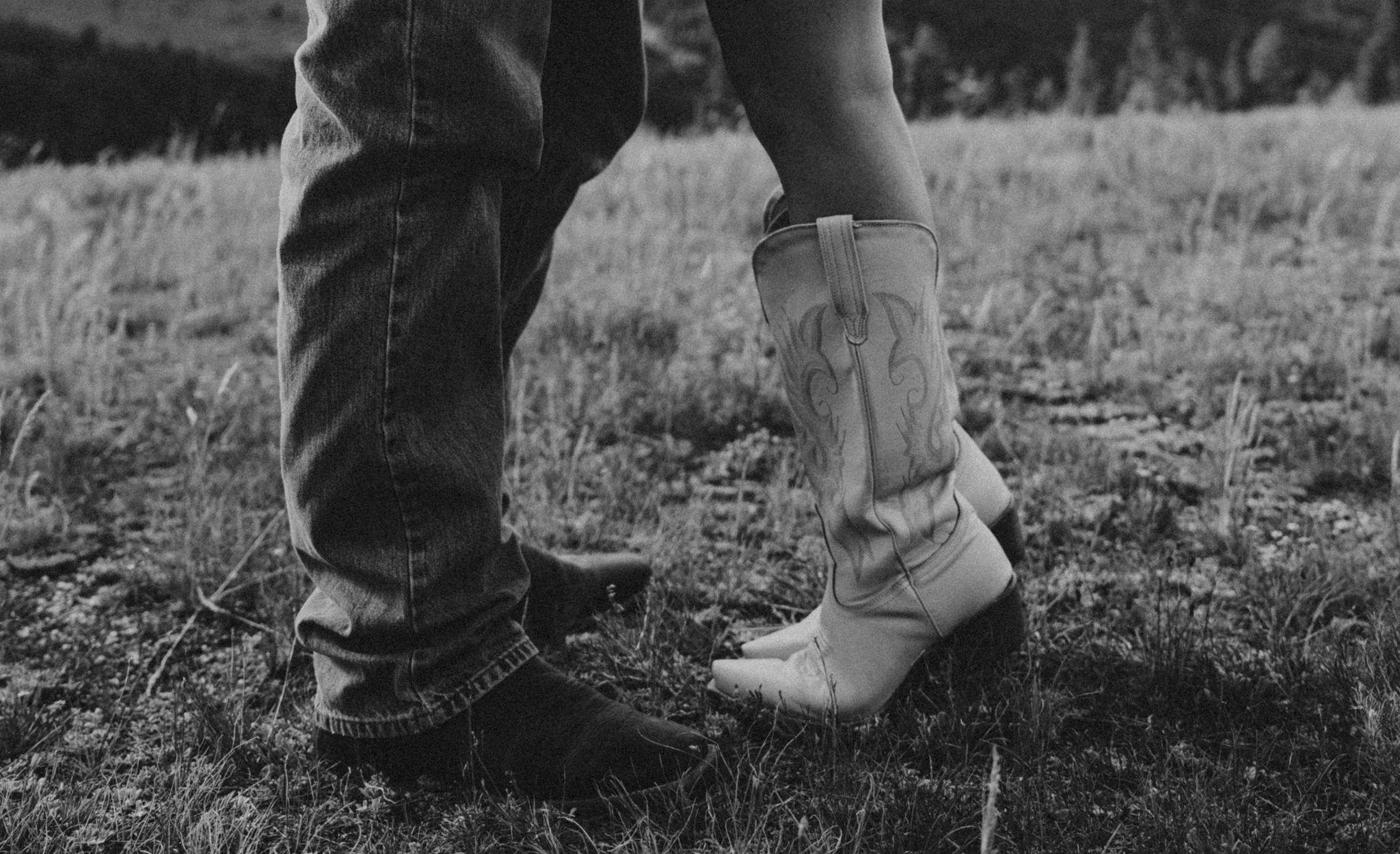 The Wedding Website of Taylan Rope and Jaxon Grogan