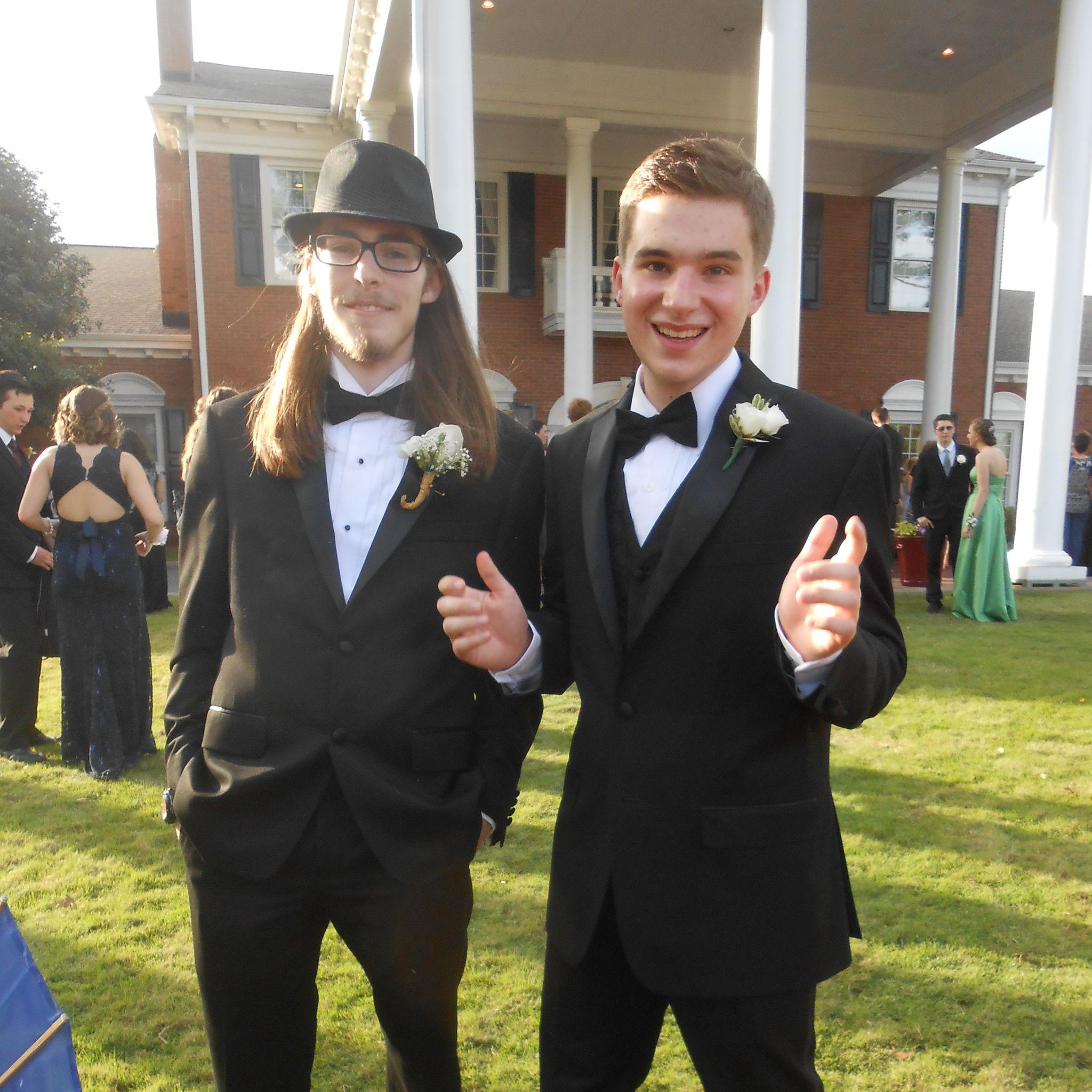 Nathanael with groomsman, Tristen Hill