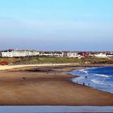 Walk on Long Sands Beach