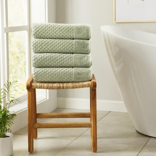 Grayson Bath Towel, Set of 4