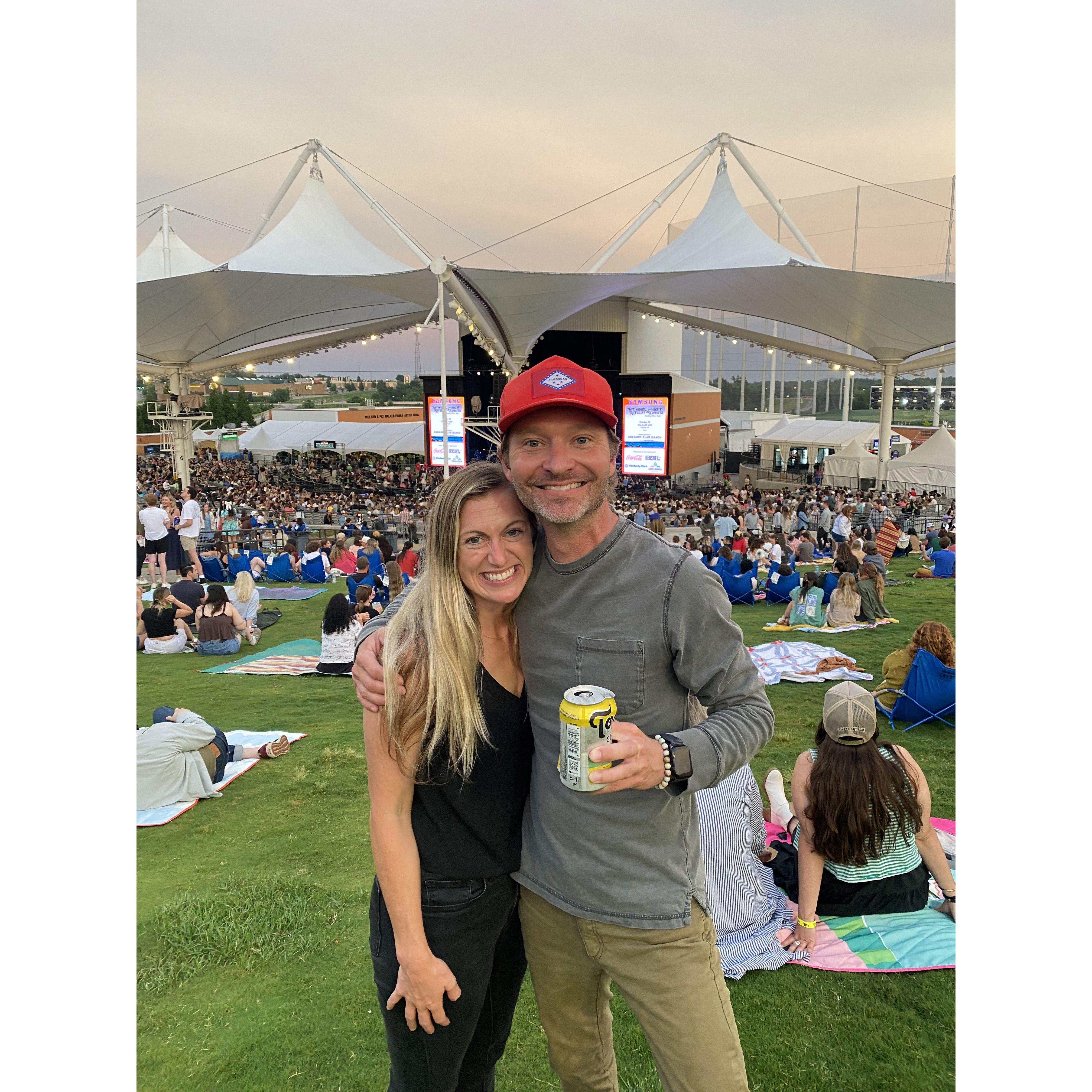 First date at Maggie Rogers concert