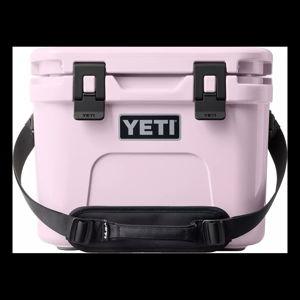 YETI Roadie 15 Hard Cooler