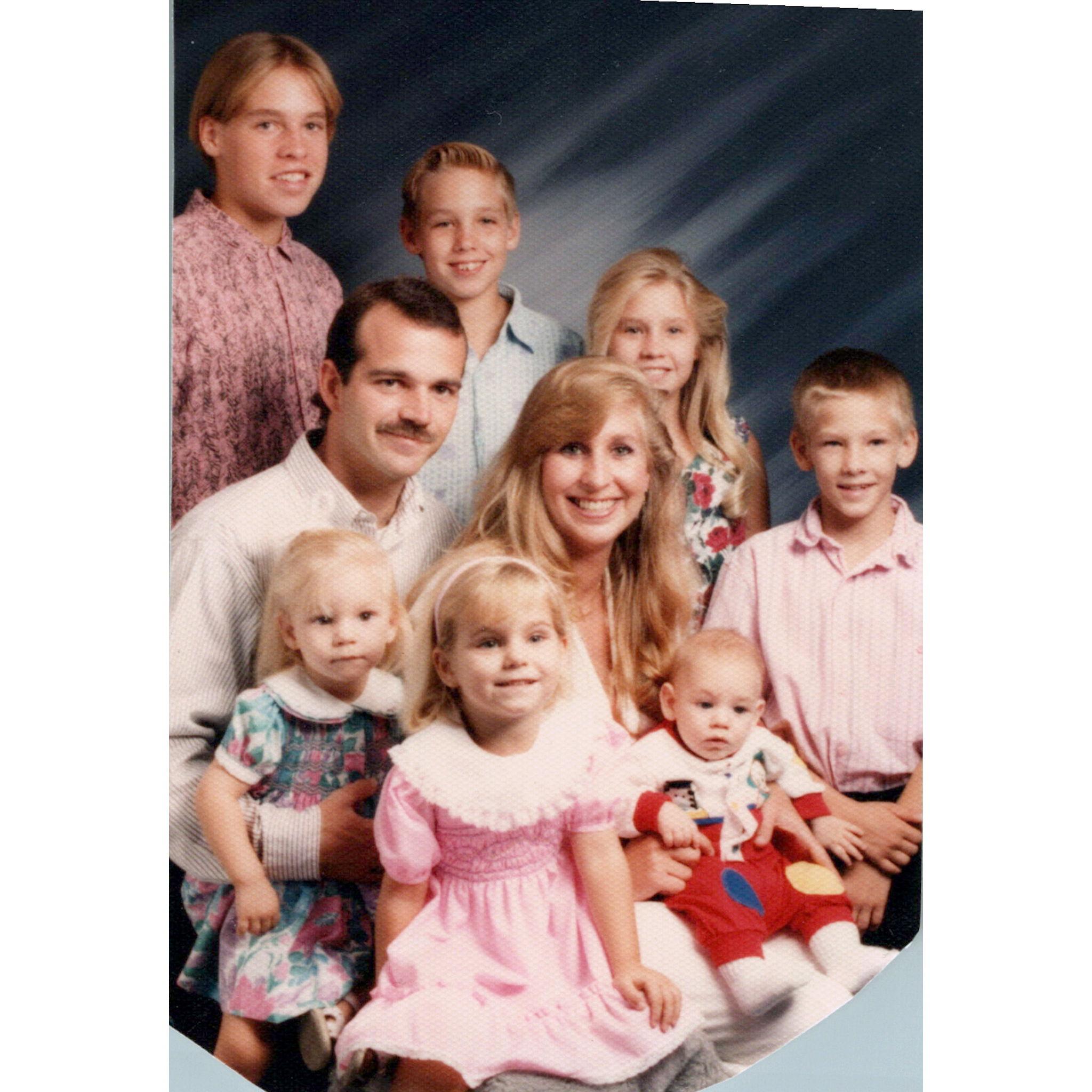 Ashleigh's family picture probably around August 1994