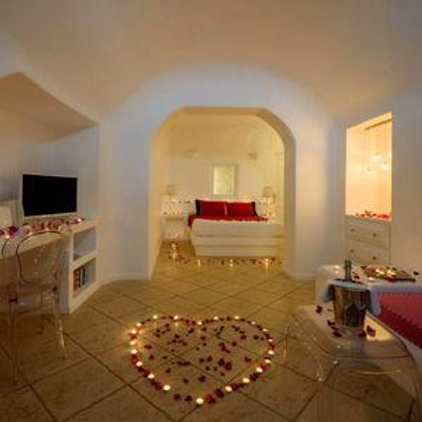 Santorini Honeymoon Package