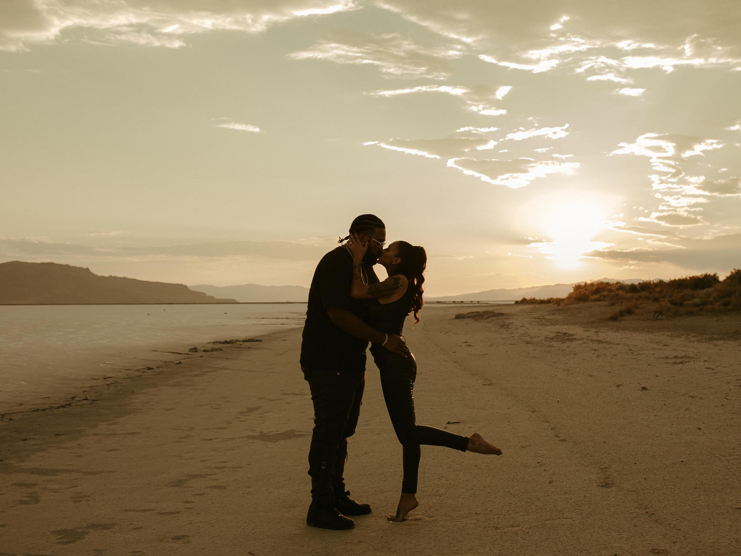 The Wedding Website of Aniessa Shryers and Deshawn Cook