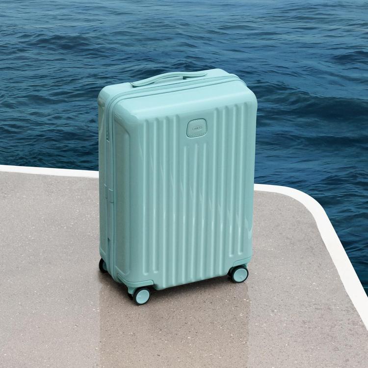 Positano 32" Expandable Spinner