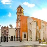 Plaza Fundadores