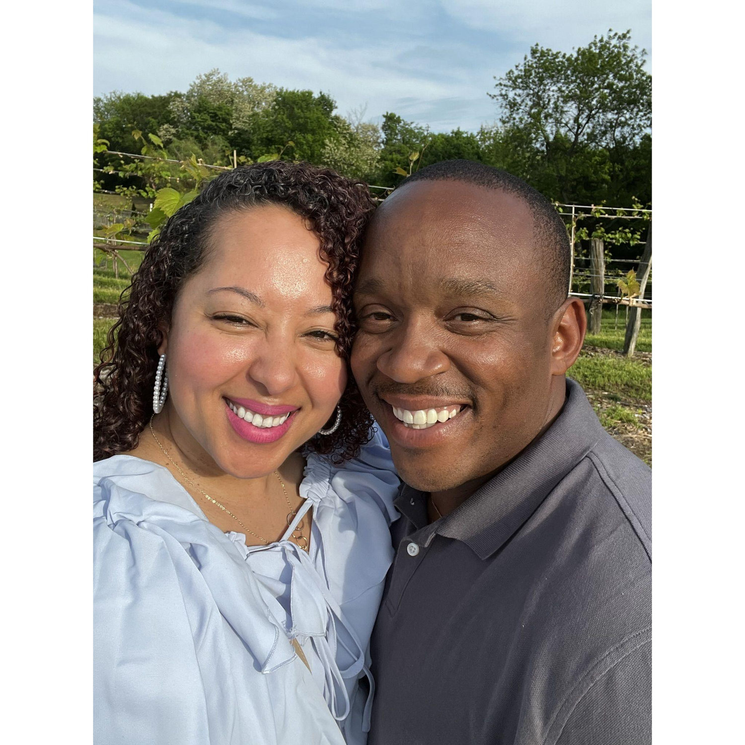 Rob surprised Tiffany on a special Date Night to the Vinkolet Winery.