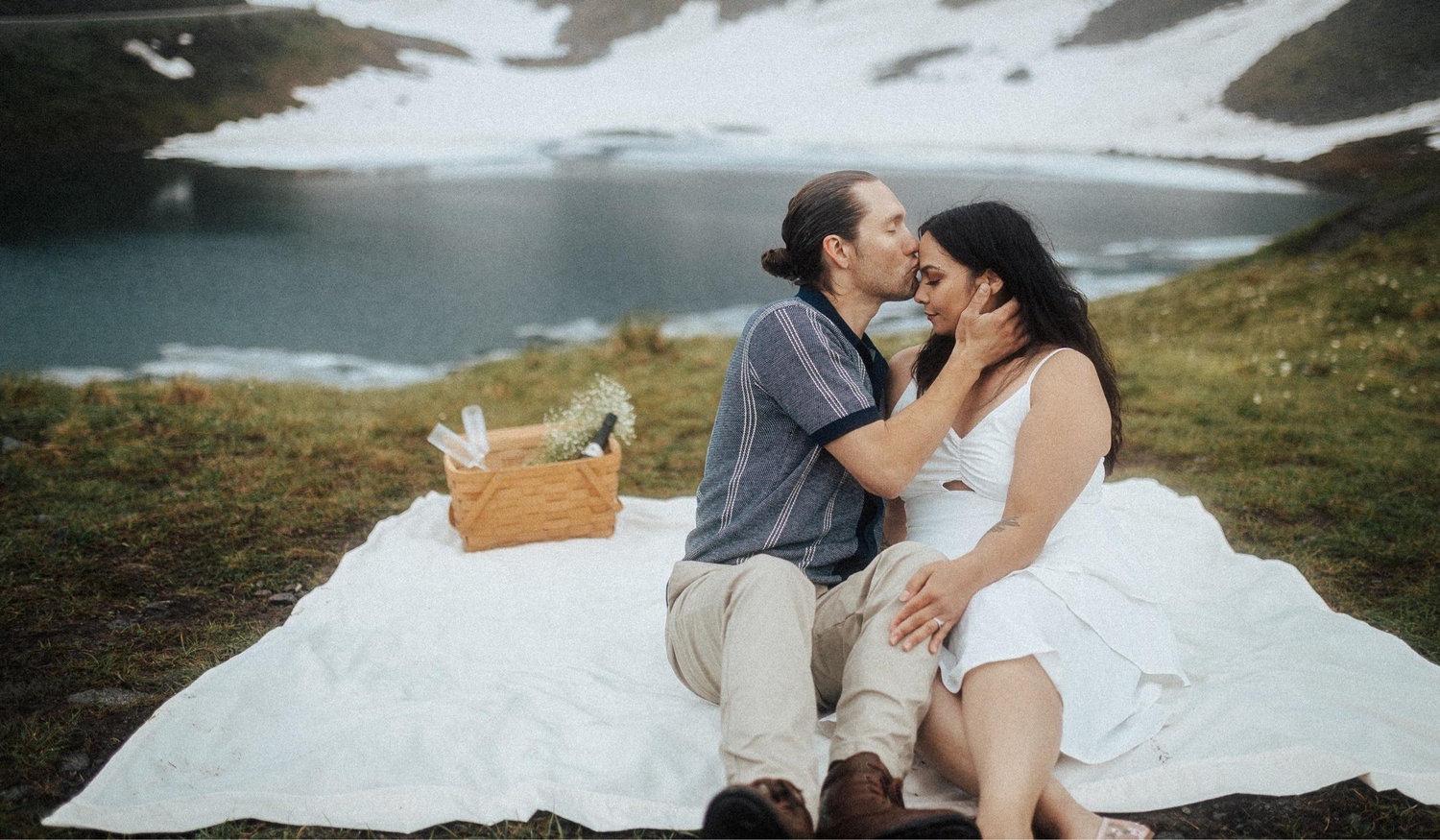 The Wedding Website of Courtney Oliviah Meneses and Scott Shears