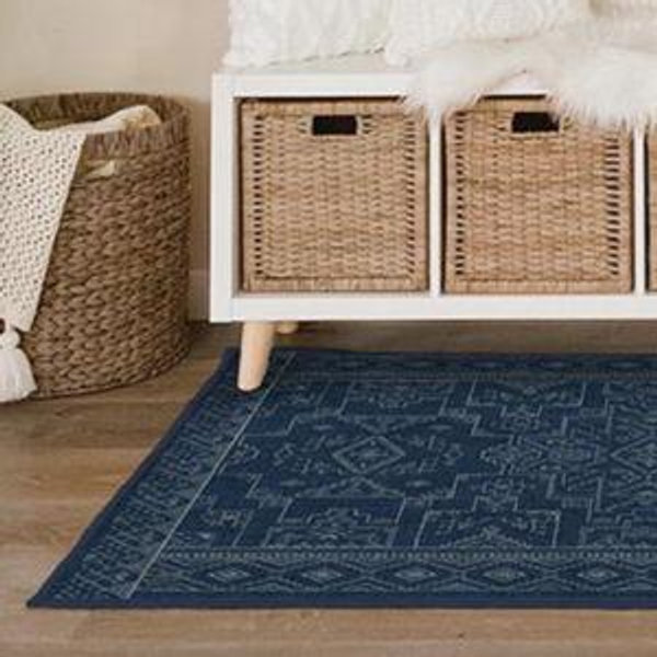 Leelu Navy Blue Tufted Rug - 5' x 7' - Tufted Rug + Standard Pad