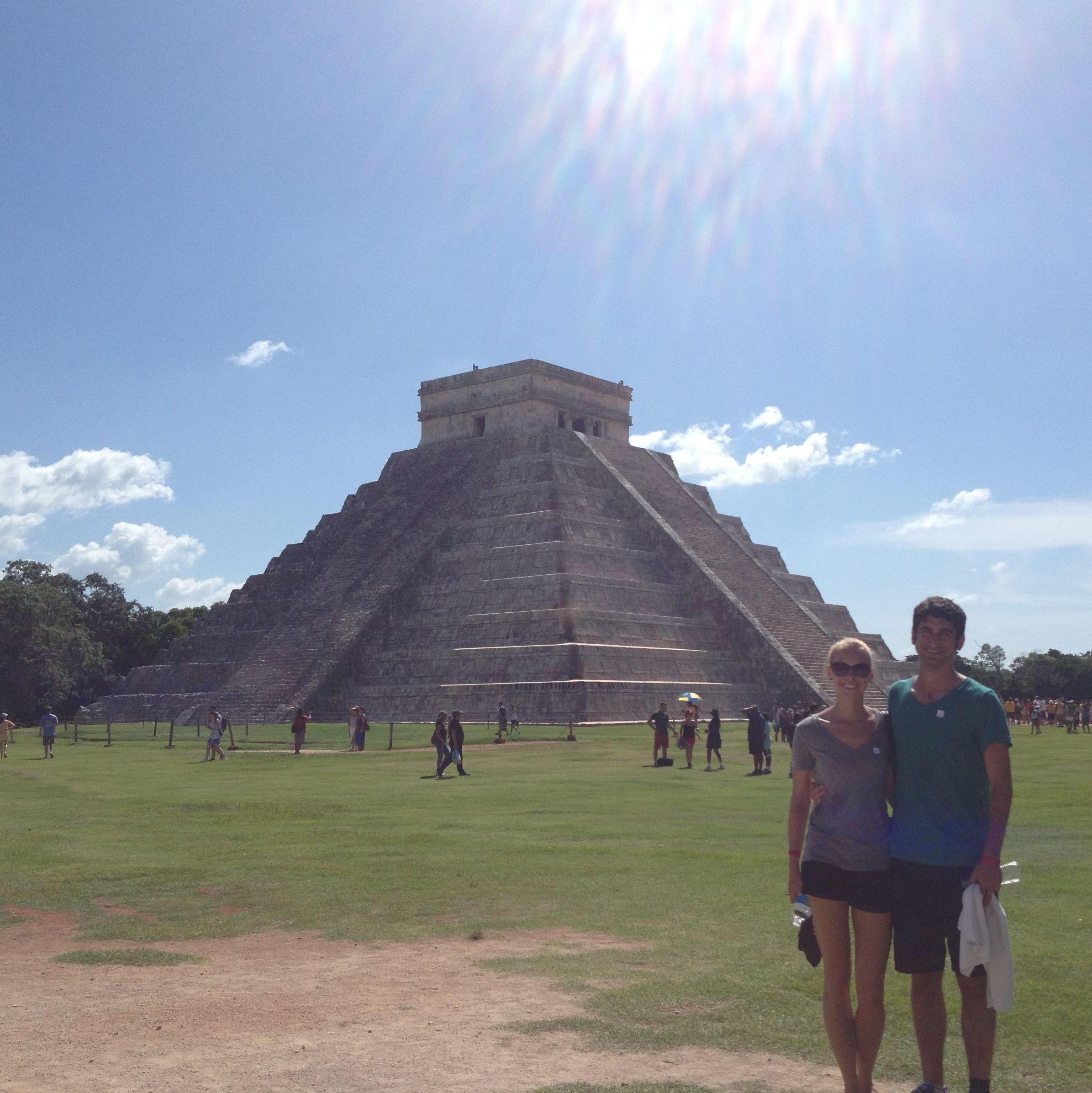 Pasear, Cichen Itza, Mexico 2014 (foto cortesía de un mexicano amigable)