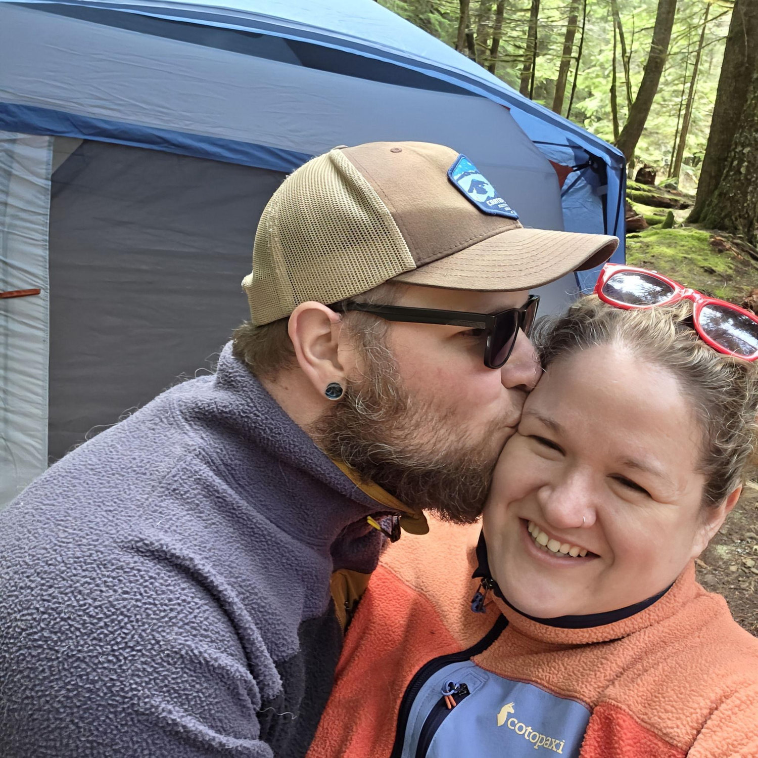 Camping kisses