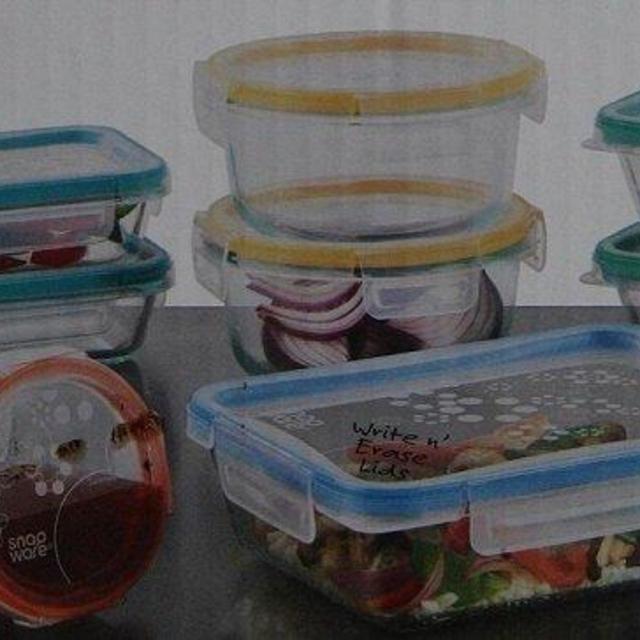 Snapware: 18PC Total Solution Pyrex Glass Food Keeper Set - Featuring Write N' Erase Lids - 18PC - 18-Piece Set.