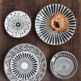 4-Piece Stoneware Plate Set