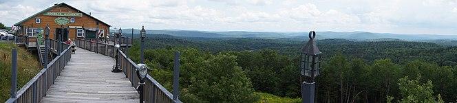 The Wedding Website of Tiffany Swan and Frank Berard
