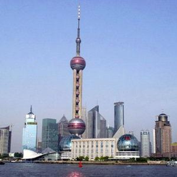 Trip Chris off the Shanghai Bund