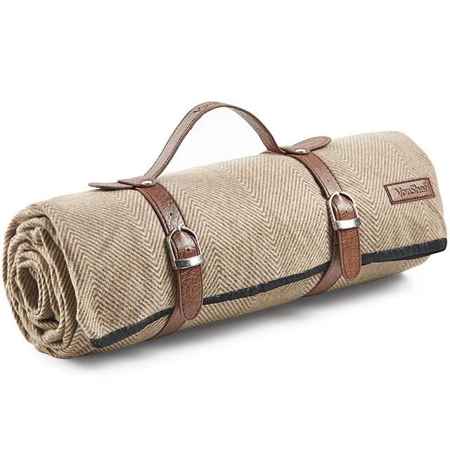 VonShef Picnic Blanket - Large 58" x 71" Soft Waterproof Folding Picnic Blanket for Outdoor Picnics, Beach, Camping - Herringbone Pattern