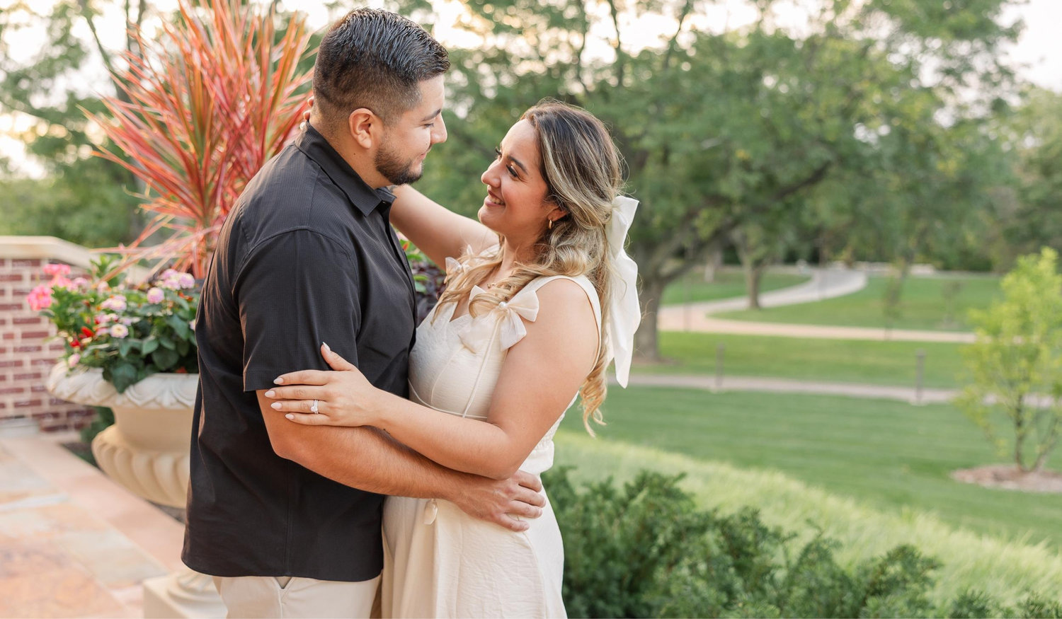 The Wedding Website of Stephanie Velazquez and Salvador Martinez Jr