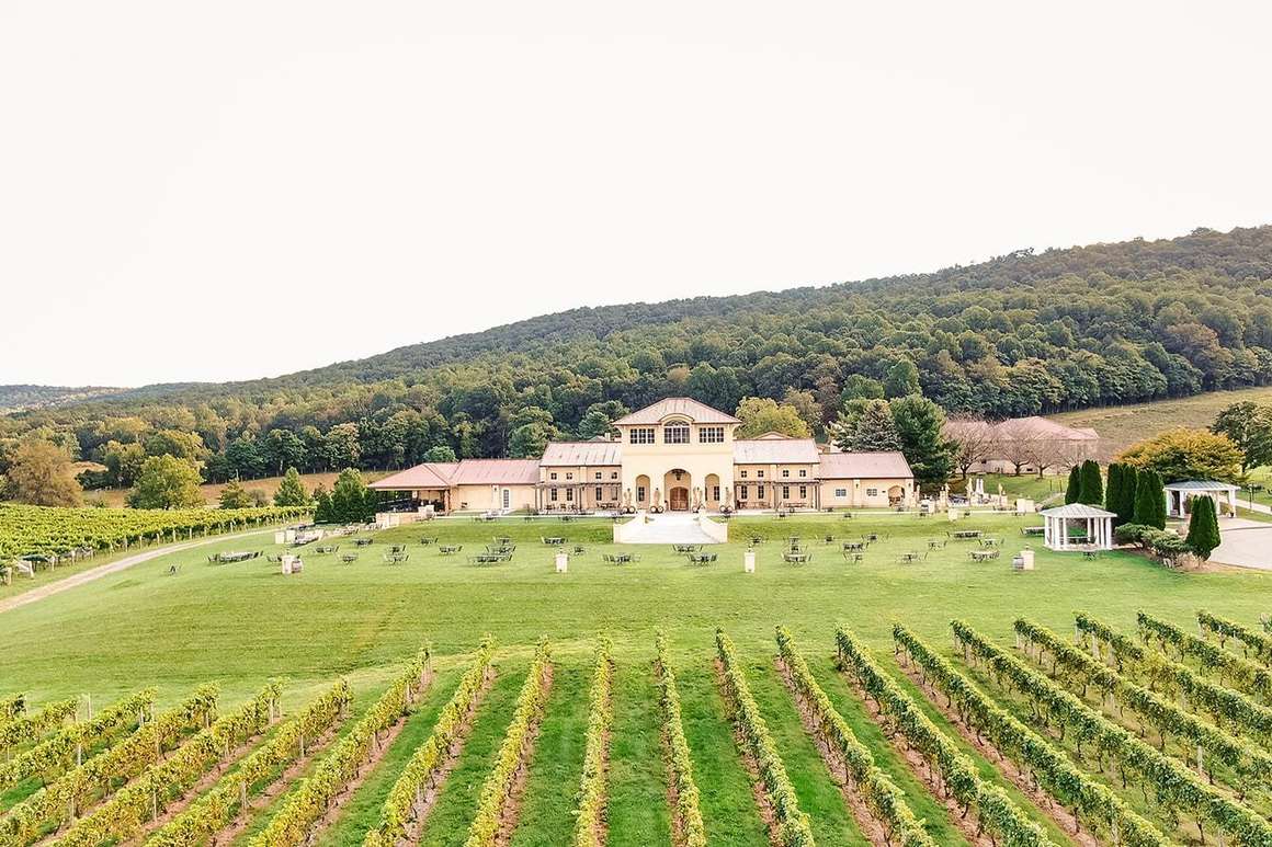 Breaux Vineyards
