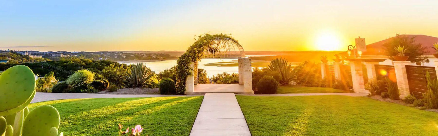 The Wedding Website of Clint Greene and Tianna Nguyen
