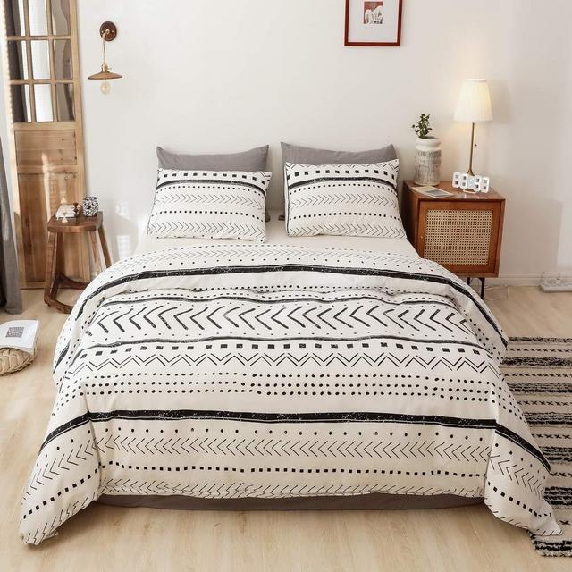 Smoofy Comforter Set, Boho Aztec Folkloric Art Pattern Bedding with Soft Microfiber Fill Bedding, 1 Comforter & 2 Pillowcases(White & Black)