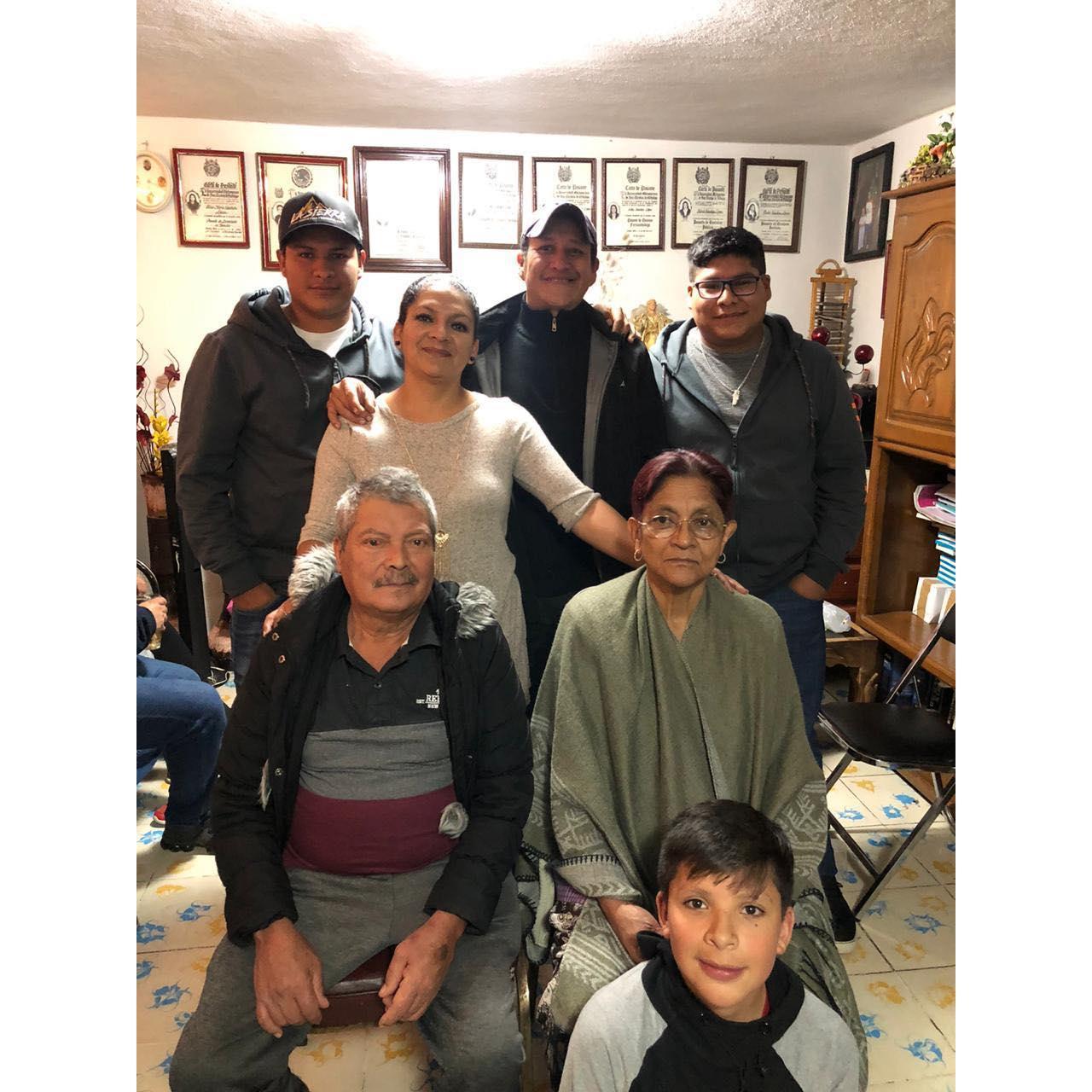 Family of the Bride / Familia de la Novia