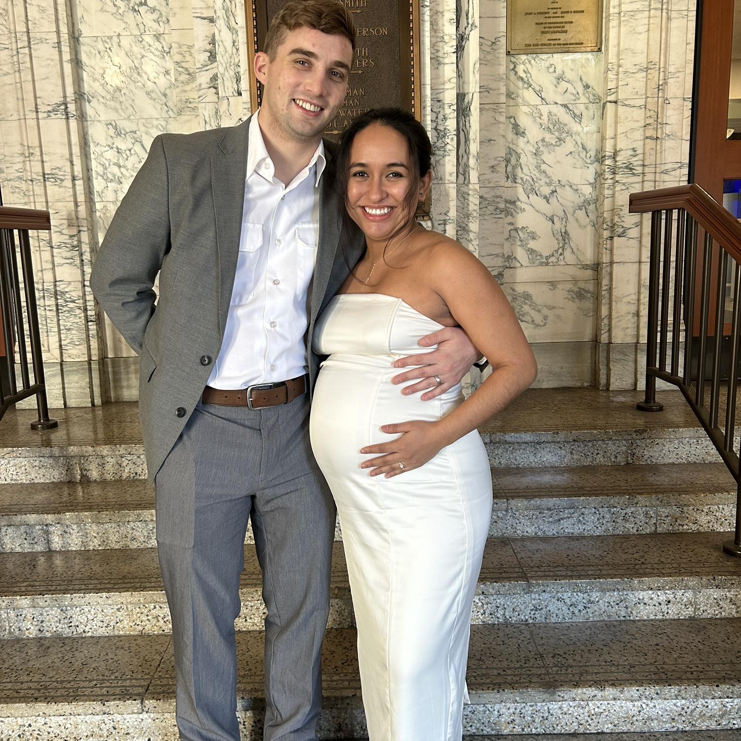 Married at the court house with baby Kristoff 🍼👶