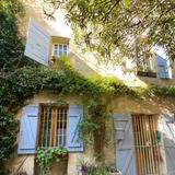 Arles