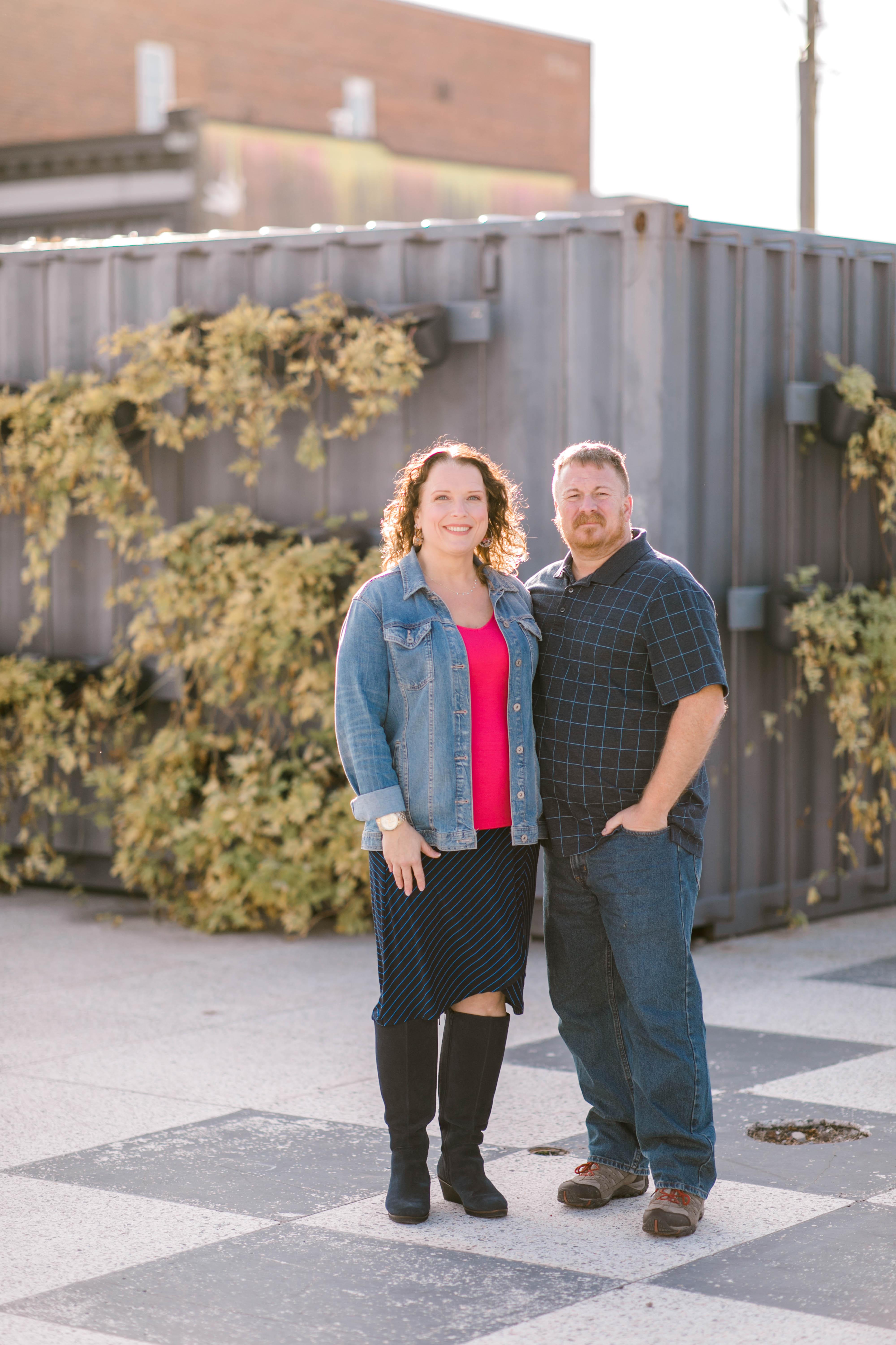 The Wedding Website of Jen Artz and Deron Johnston