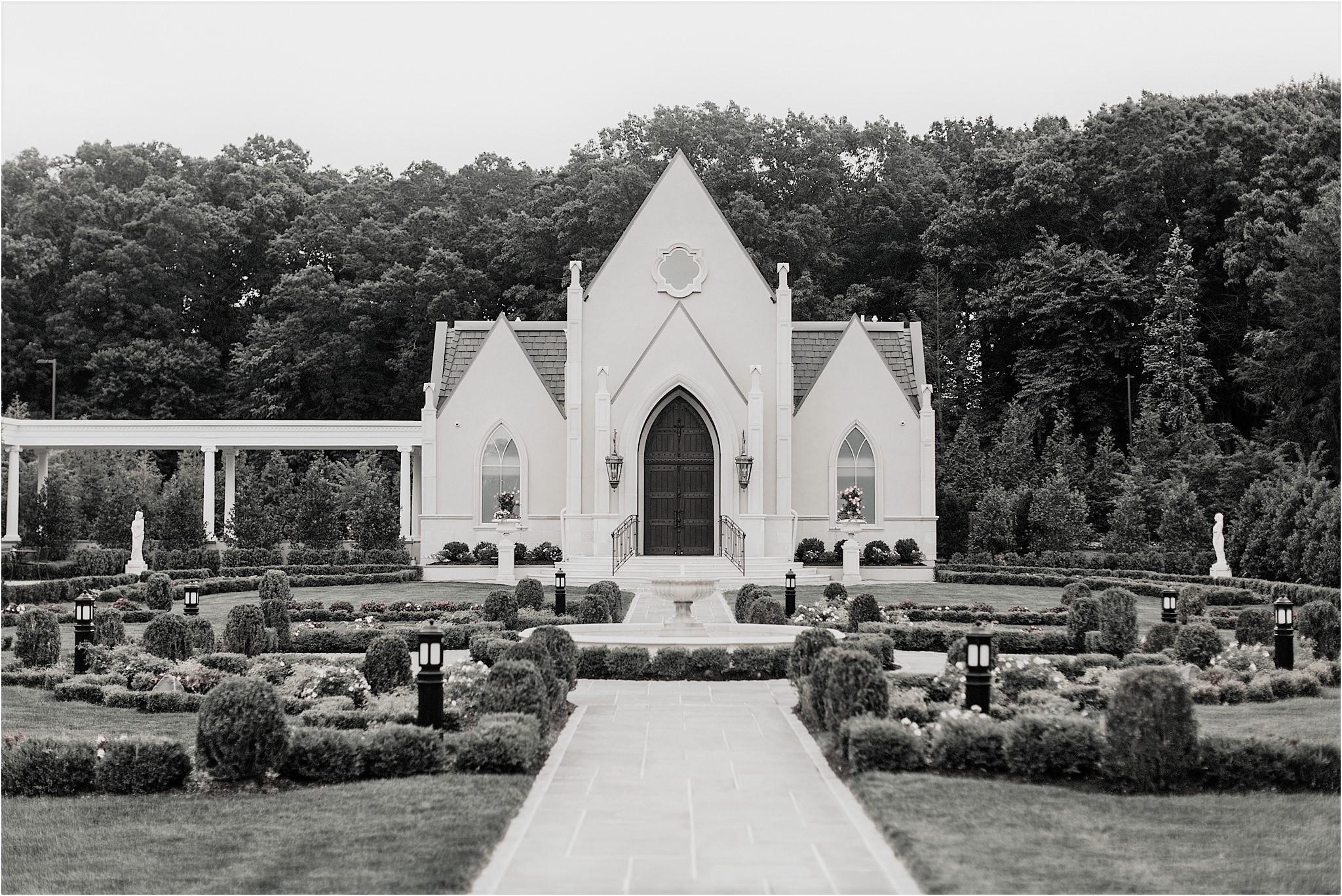 The Wedding Website of Emily O'Hare and Matthew Chico