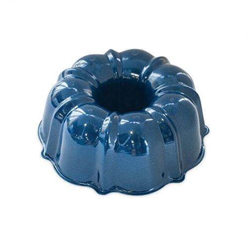Nordic Ware 51323AMZ Formed Bundt Pan, 6-Cup, Navy