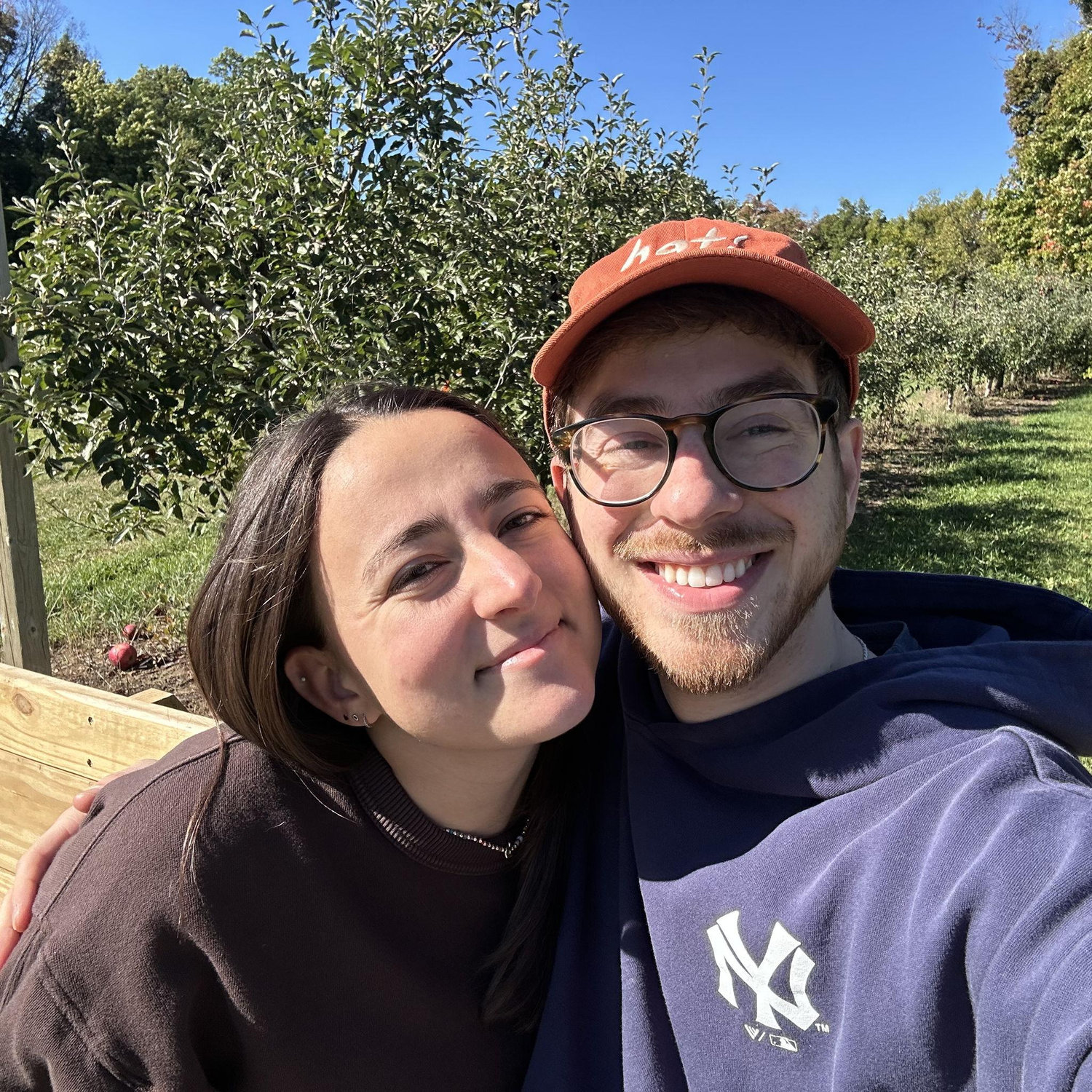 ⚲ Apple Orchard