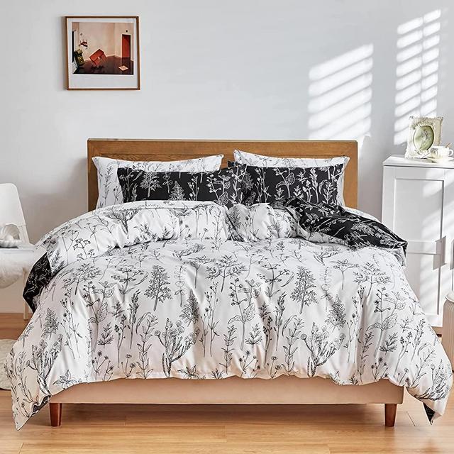 Joyreap 7 Piece Bed in a Bag, Botanical Bedding Set Queen Size Comforter Set for All Season- Black n White Reversible Design- 1 Comforter, 2 Pillow Shams, 1 Flat Sheet, 1 Fitted Sheet, 2 Pillowcases