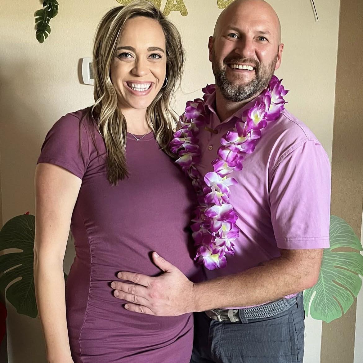 Growing a tiny human and surviving a geriatric pregnancy 😅
